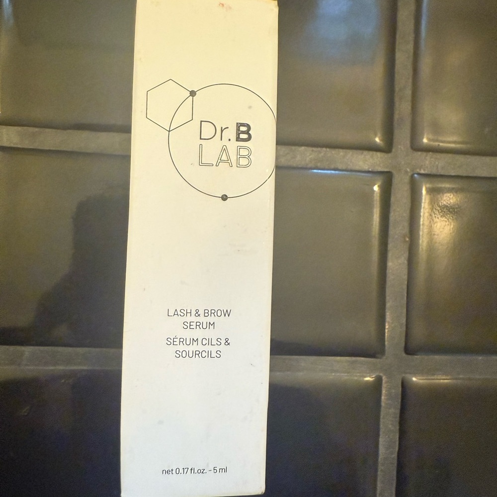 Dr. Brandt Lash & Brow Serum - White